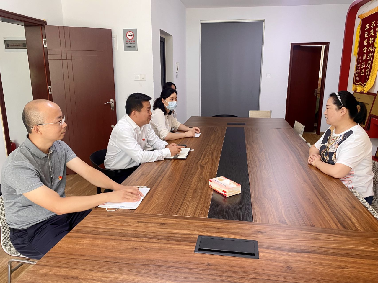 下基層察民情解民憂暖民心丨結(jié)對(duì)共建辦實(shí)事，社企聯(lián)動(dòng)解難題