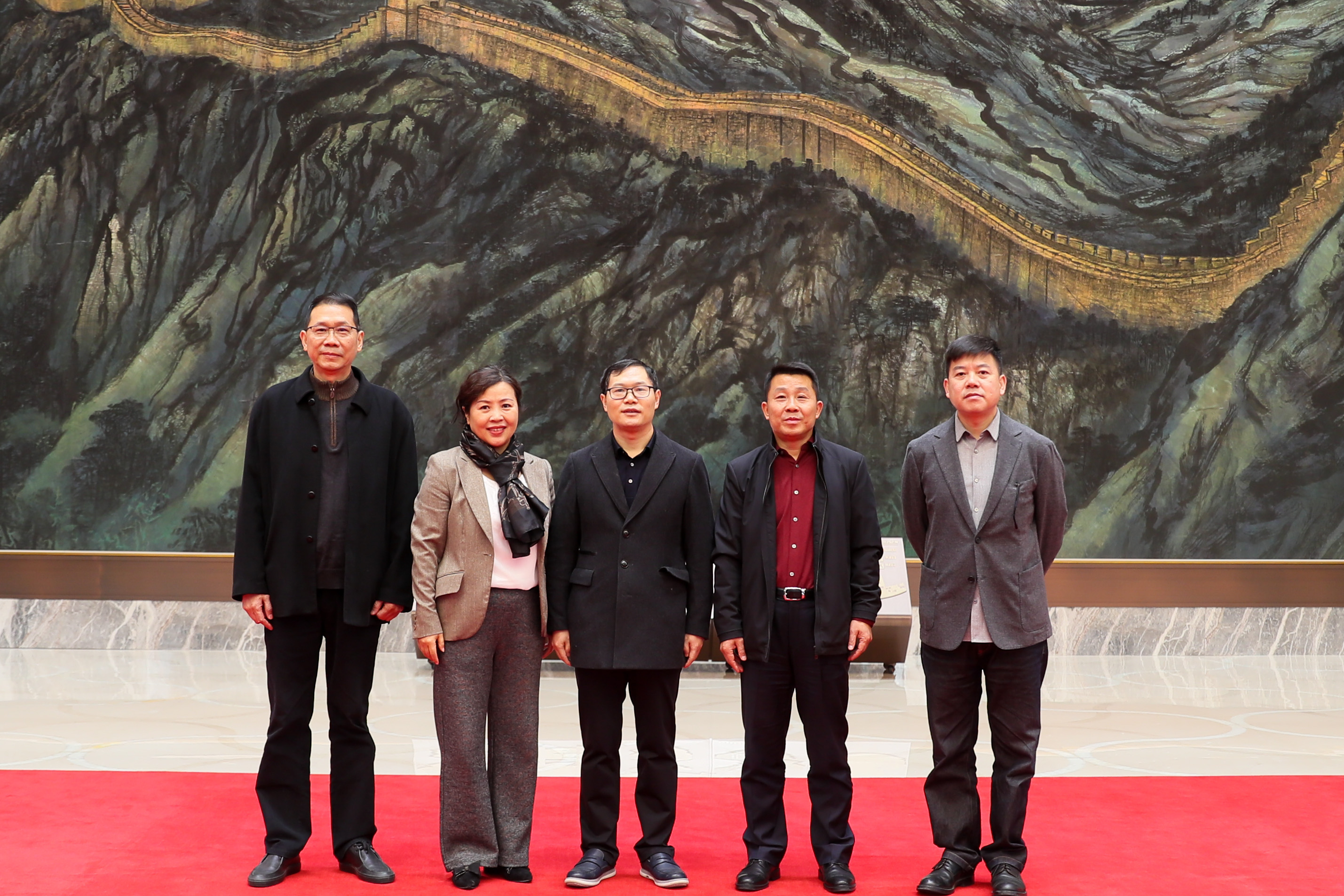 省文聯(lián)黨組書記、常務(wù)副主席張士軍一行參觀考察 中國車谷國際體育文化交流中心