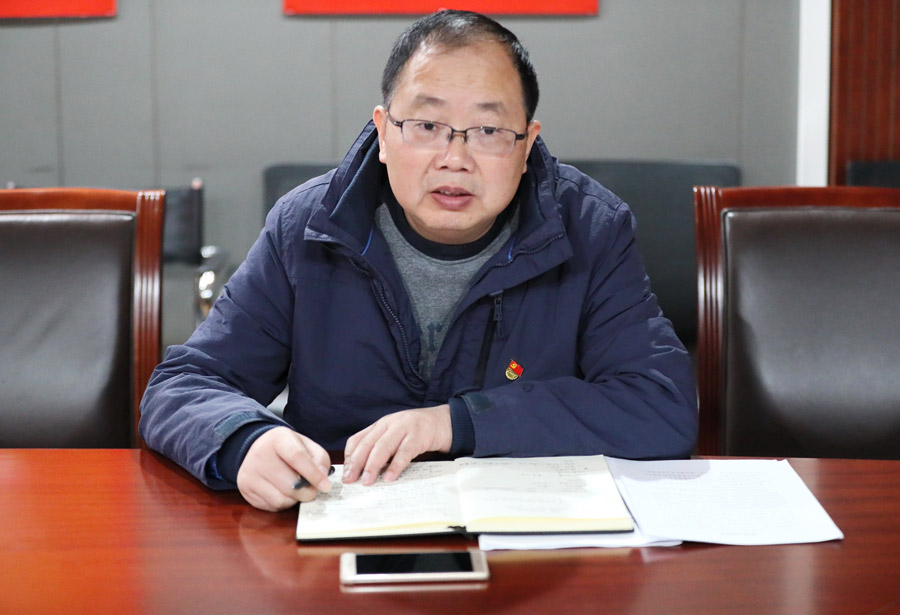 先學一步 學深一層 武漢體育中心紀委傳達學習十九屆四中全會精神(圖2) 先學一步 學深一層 武漢體育中心紀委傳達學習十九屆四中全會精神(圖2)