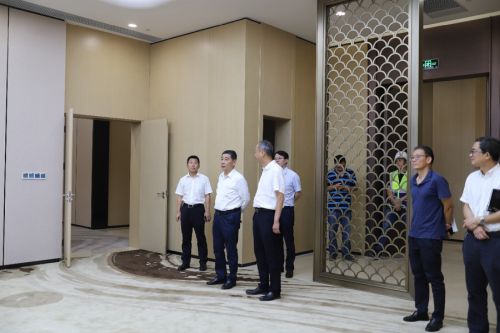 彭浩調(diào)研軍運會競賽組織工作 要求全力以赴有序推進(jìn)(圖3) 彭浩調(diào)研軍運會競賽組織工作 要求全力以赴有序推進(jìn)(圖3)