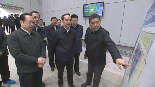 蔣超良王曉東到武漢體育中心調(diào)研(圖1) 蔣超良王曉東到武漢體育中心調(diào)研(圖1)