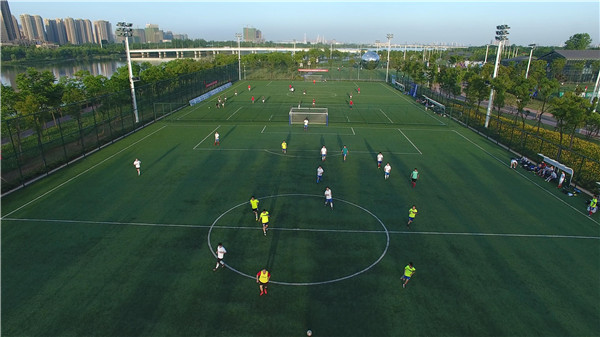 足球的溫度——武漢˙中國(guó)車都城市足球公園開放一周年紀(jì)略(圖9)