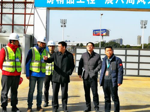 胡亞波調研體育中心軍運會場館建設(圖1)