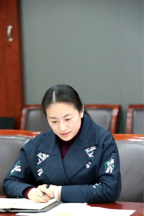 馮愛(ài)明參加指導(dǎo)公司領(lǐng)導(dǎo)班子民主生活會(huì)(圖7) 馮愛(ài)明參加指導(dǎo)公司領(lǐng)導(dǎo)班子民主生活會(huì)(圖7)