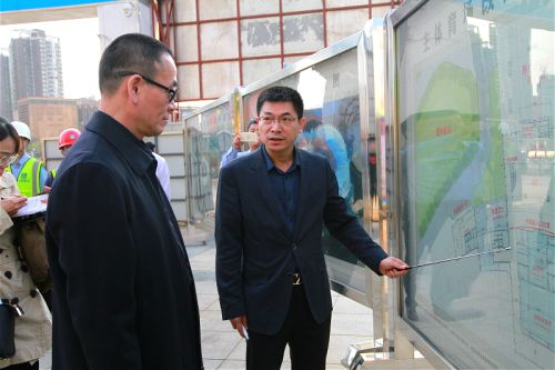 軍運(yùn)會執(zhí)委會主任楊劍調(diào)研武漢體育中心軍運(yùn)會場館建設(shè)(圖6) 軍運(yùn)會執(zhí)委會主任楊劍調(diào)研武漢體育中心軍運(yùn)會場館建設(shè)(圖6)