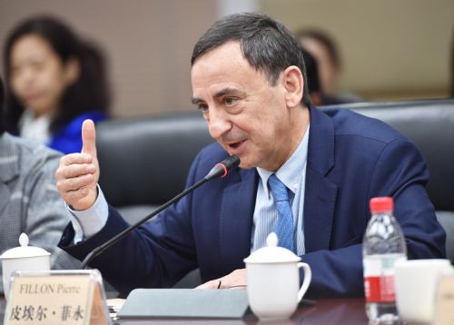 全球最頂尖汽車(chē)賽事“勒芒24小時(shí)耐力賽” 明年來(lái)我區(qū)開(kāi)跑(圖6) 全球最頂尖汽車(chē)賽事“勒芒24小時(shí)耐力賽” 明年來(lái)我區(qū)開(kāi)跑(圖6)