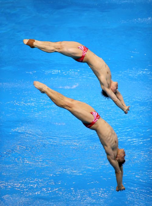 世界杯跳水賽第二日 曹緣/謝思埸險(xiǎn)勝英國組合奪冠(圖2) 世界杯跳水賽第二日 曹緣/謝思埸險(xiǎn)勝英國組合奪冠(圖2)