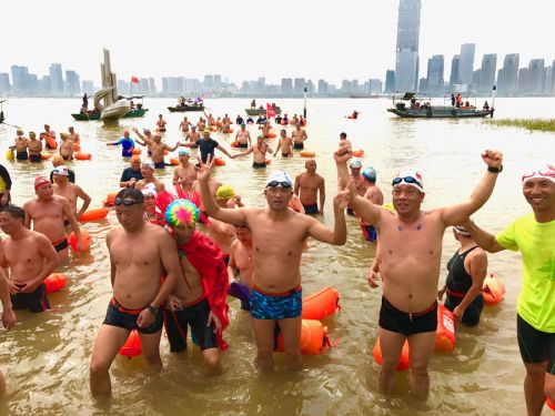 跳水世界杯圓滿落幕 中國(guó)隊(duì)包攬全部11金(圖13) 跳水世界杯圓滿落幕 中國(guó)隊(duì)包攬全部11金(圖13)