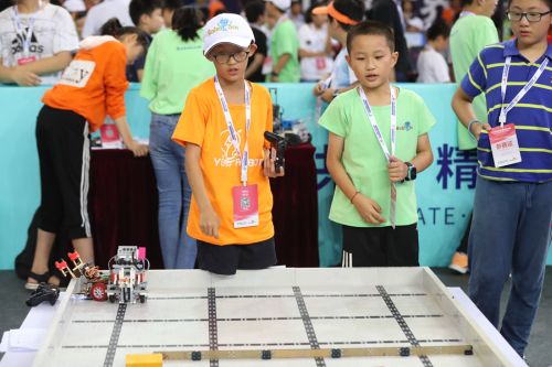 2018世界機(jī)器人大賽圓滿落幕  共誕生36支冠軍隊伍