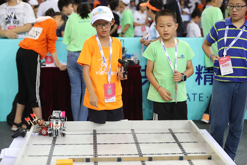 2018世界機(jī)器人大賽圓滿落幕  共誕生36支冠軍隊伍(圖4)