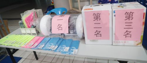 2018全民健身日活動(dòng)暨水上趣味運(yùn)動(dòng)會(huì)在武漢體育中心游泳館清涼收官(圖2) 2018全民健身日活動(dòng)暨水上趣味運(yùn)動(dòng)會(huì)在武漢體育中心游泳館清涼收官(圖2)