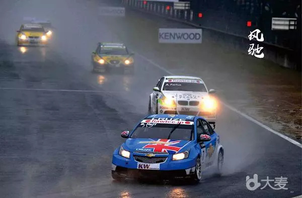 “十一黃金周”江城暢想“速度與激情”！2018中國汽車摩托車運(yùn)動(dòng)大會(huì)明日預(yù)售！(圖2)