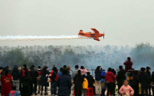 站在舞臺中央迎來關(guān)注目光 ▏武漢體育中心2018年文體活動亮點頻出(圖6) 站在舞臺中央迎來關(guān)注目光 ▏武漢體育中心2018年文體活動亮點頻出(圖6)