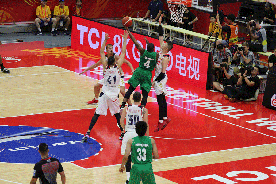 男籃世界杯盛大開幕 ▏俄羅斯險勝尼日利亞 阿根廷輕取韓國(圖1) 男籃世界杯盛大開幕 ▏俄羅斯險勝尼日利亞 阿根廷輕取韓國(圖1)