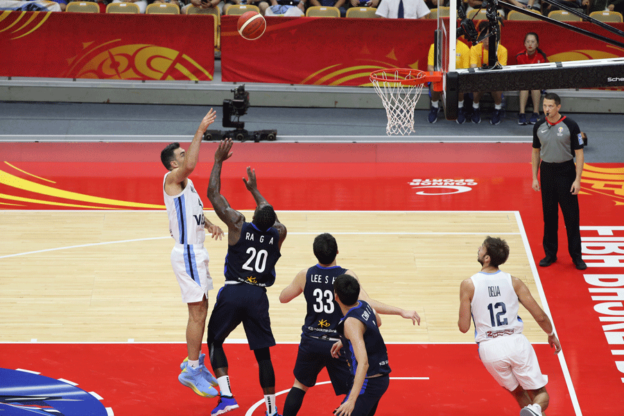 男籃世界杯盛大開幕 ▏俄羅斯險勝尼日利亞 阿根廷輕取韓國(圖2) 男籃世界杯盛大開幕 ▏俄羅斯險勝尼日利亞 阿根廷輕取韓國(圖2)