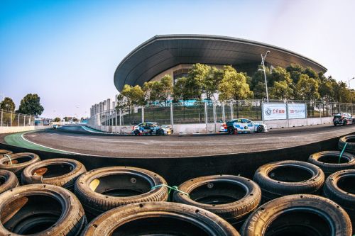 初冬時(shí)節(jié)再借“東風(fēng)”，頂級汽摩賽事燃爆江城   ——2019“東風(fēng)風(fēng)神”中國汽車摩托車運(yùn)動大會新聞發(fā)布會在武漢召開(圖5)