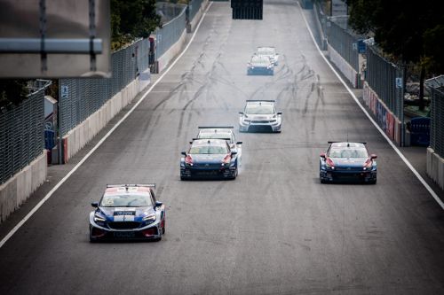 初冬時(shí)節(jié)再借“東風(fēng)”，頂級汽摩賽事燃爆江城   ——2019“東風(fēng)風(fēng)神”中國汽車摩托車運(yùn)動大會新聞發(fā)布會在武漢召開(圖3)