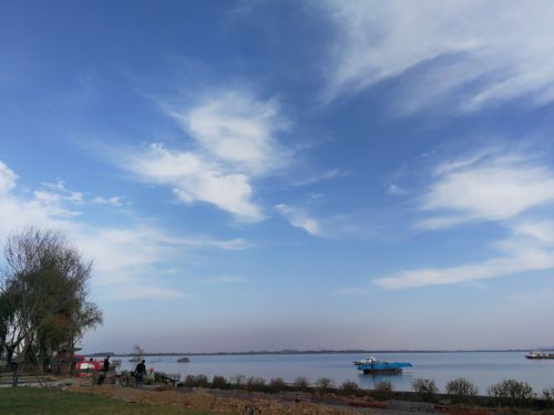 武漢體育中心組織開(kāi)展秋季戶外拓展活動(dòng)(圖2) 武漢體育中心組織開(kāi)展秋季戶外拓展活動(dòng)(圖2)