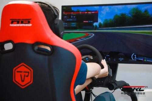 去軍運(yùn)主場(chǎng)館打卡，上賽道體驗(yàn)賽車、坐無(wú)人駕駛汽車 武漢版“速度與激情”下周正式上映(圖8)