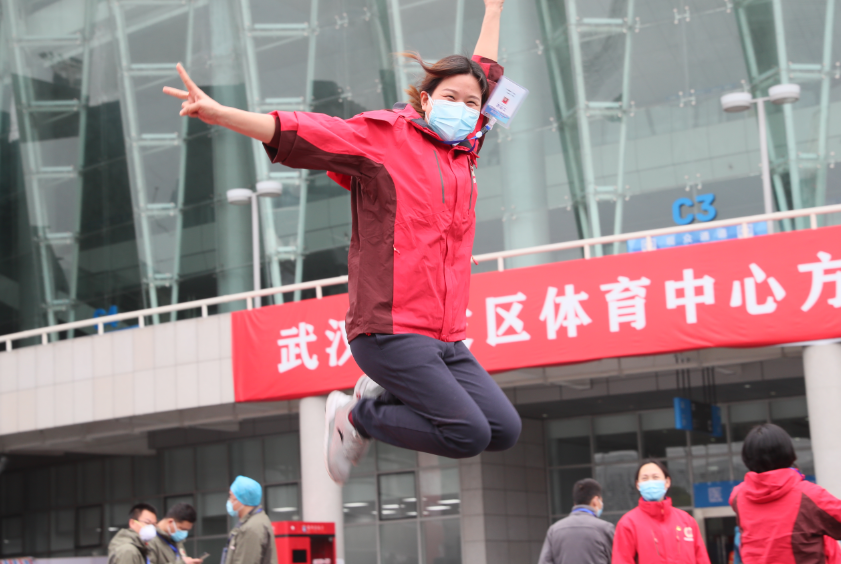 武漢開發(fā)區(qū)體育中心方艙醫(yī)院休艙(圖8) 武漢開發(fā)區(qū)體育中心方艙醫(yī)院休艙(圖8)